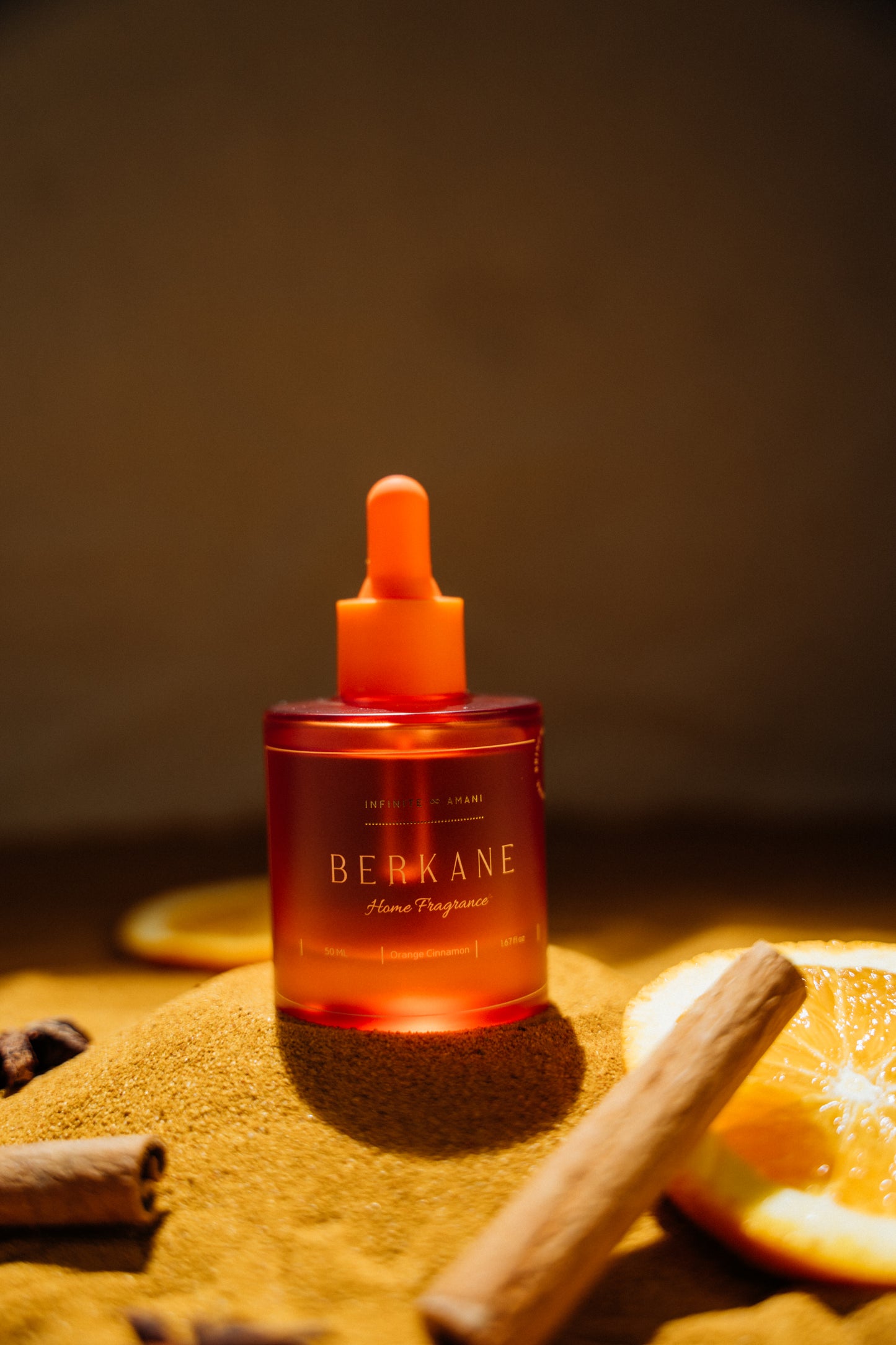 INFINITE AMANI Luxe geurolie Berkane sinaasappel kaneel– frisse en energieke huisgeur voor een oppepper in huis.